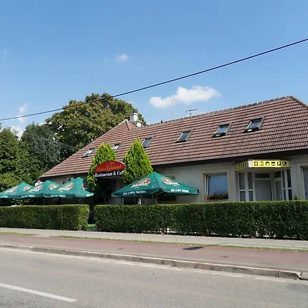 Grand Couette-café 3*