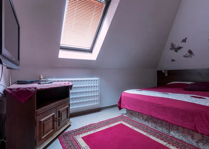 Grand Bed & Breakfast